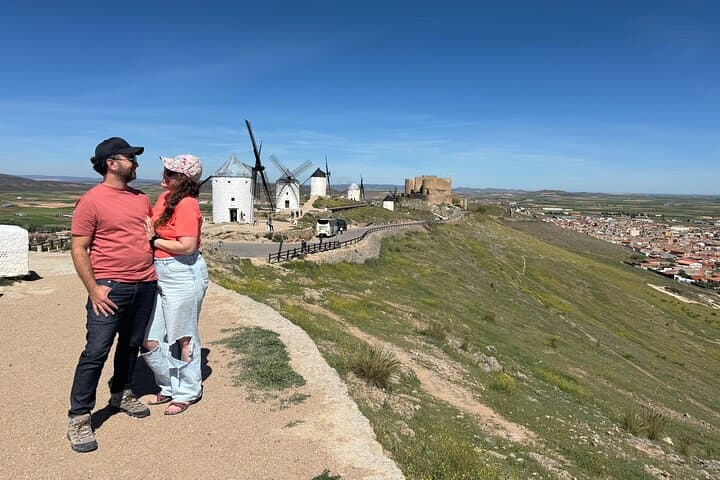 Tour of the Mills of Quixote de la Mancha and Toledo