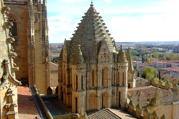 Salamanca Through Time - Roman Roots, Medieval Glory & Culture