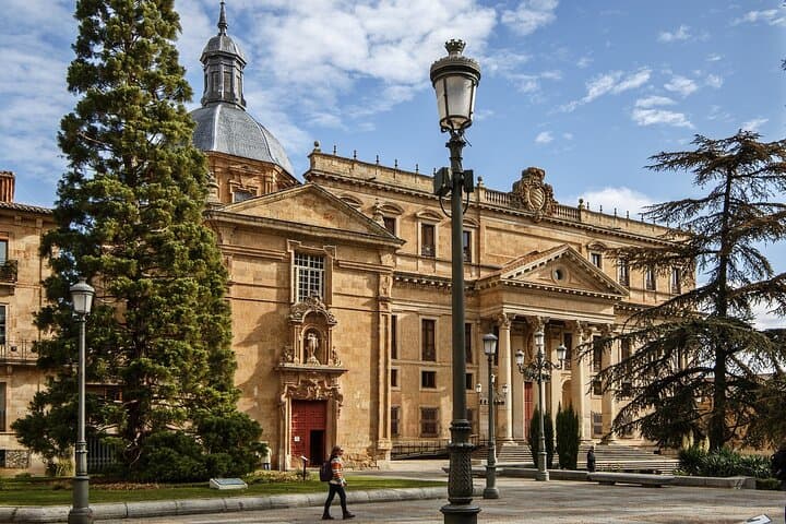 Salamanca Through Time - Roman Roots, Medieval Glory & Culture