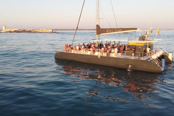 Cádiz Trimillennial Catamaran Navigation