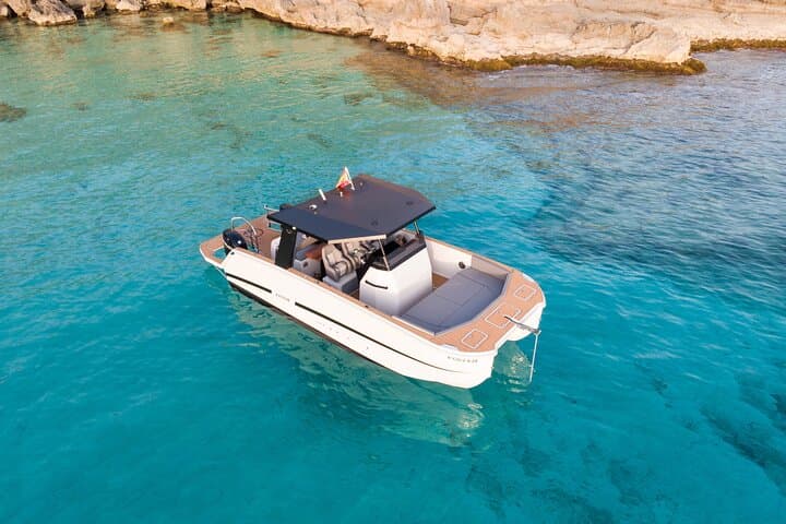 Private boat rental with skipper in Palma de Mallorca 12 pax