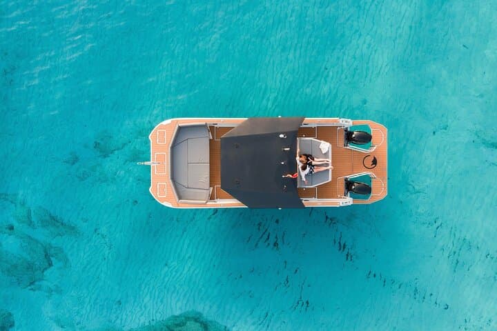 Private boat rental with skipper in Palma de Mallorca 12 pax