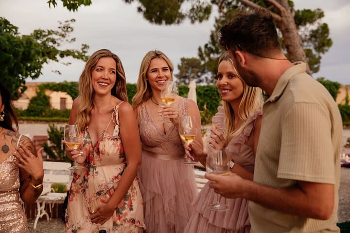 Barcelona: PRIORAT Wine Tour 3 Wine Tastings & 3-course Meal