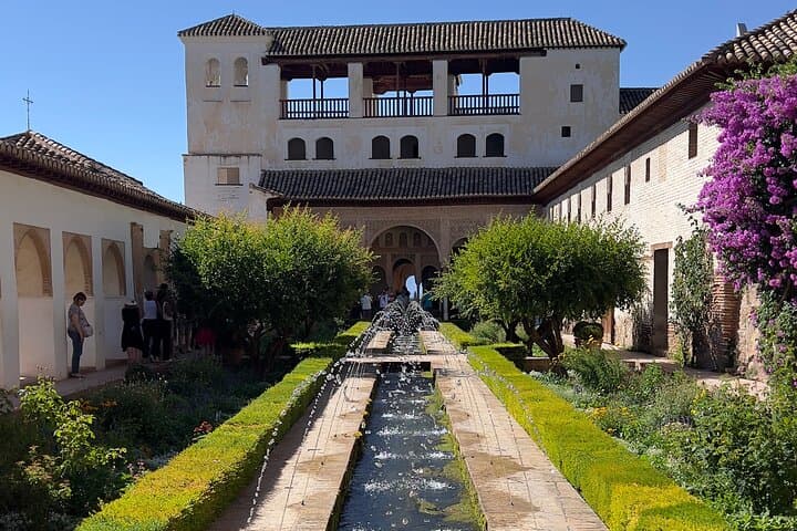 Private excursion to the Alhambra and Generalife