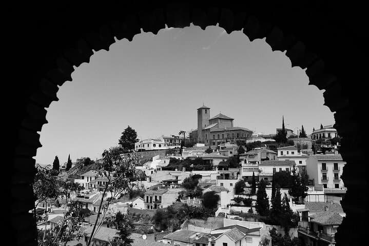 Granada & Alhambra 2 - Day private Historical Tour