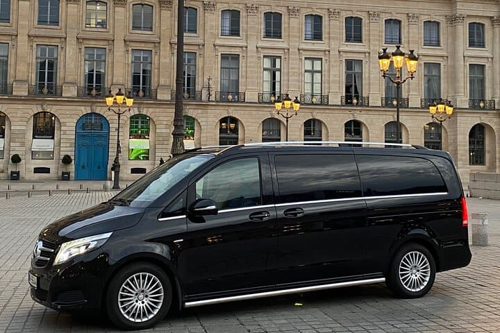 Mercedes minivan