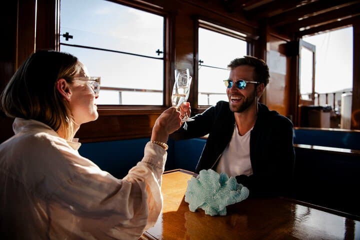 Sunset Sailing in Barcelona & Live Music