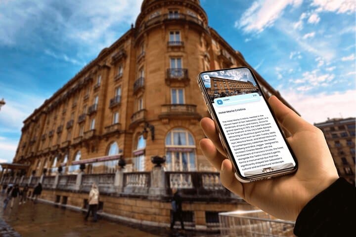 San Sebastian Interactive City Tour