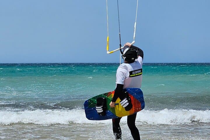 Private Kitesurfing lessons (adapted to every level)