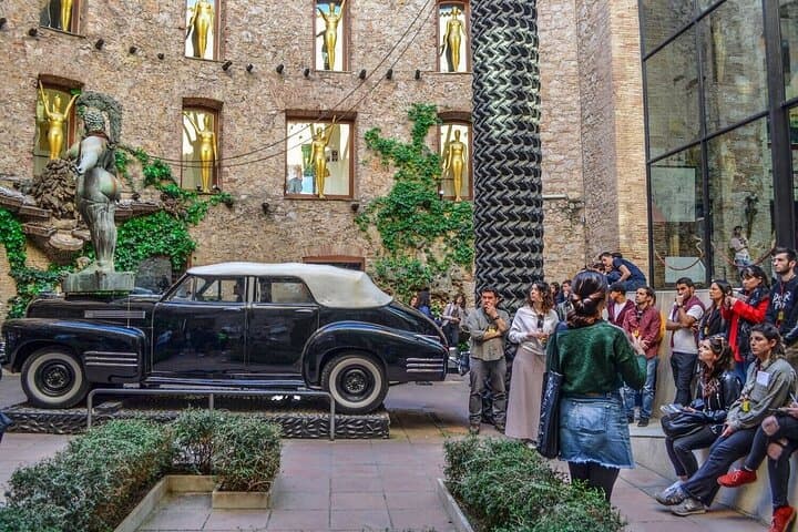 Girona and Dali Museum Full Day tour from Barcelona