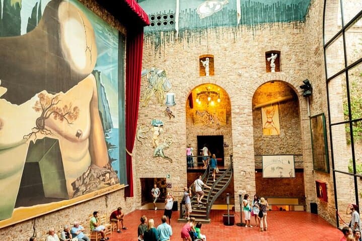 Girona and Dali Museum Full Day tour from Barcelona
