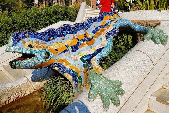 Park Güell Guided Tour for Gaudí Lovers + Ebook Exclusive