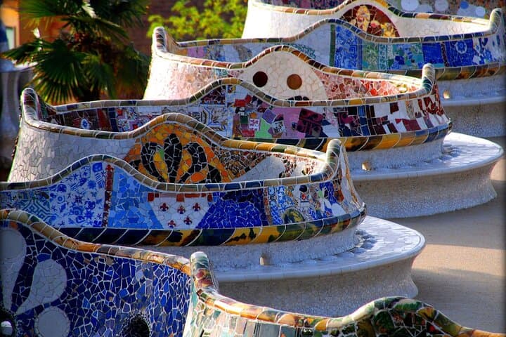 Park Güell Guided Tour for Gaudí Lovers + Ebook Exclusive