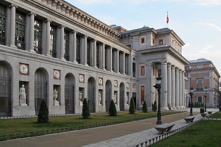 Shared Guided Tour at the Prado Museum in Madrid + Ebook