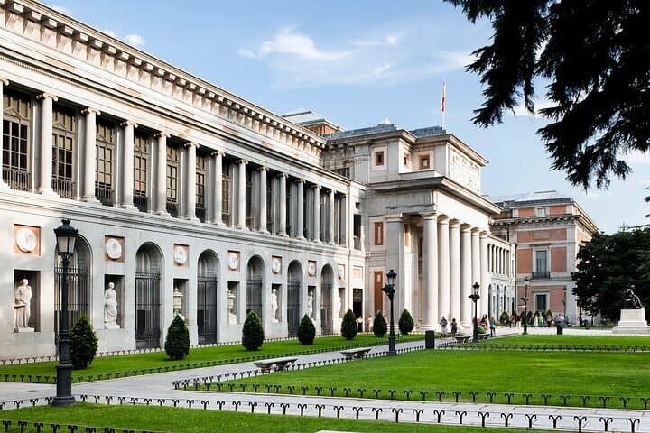 Shared Guided Tour at the Prado Museum in Madrid + Ebook