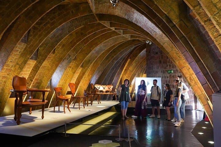 Gaudi Guided Tour: Casa Batllo, La Pedrera & Casa Vicens