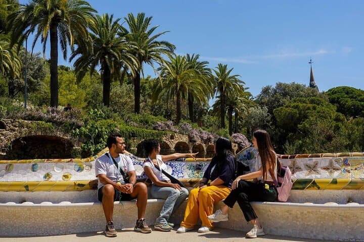 Sagrada Familia & Park Guell Guided Tour with Skip The Line