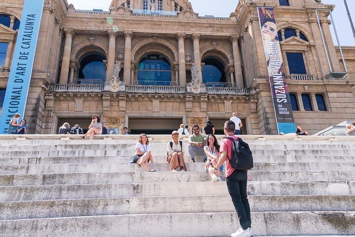 Barcelona Highlights Guided Tour with Monjuic Cable Car