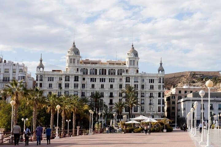 Alicante’s History and Highlights: Self-Guided Walking Tour