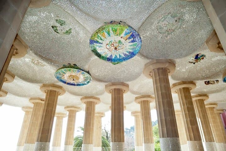 Park Guell Guided Tour in Barcelona with Skip-the-Line