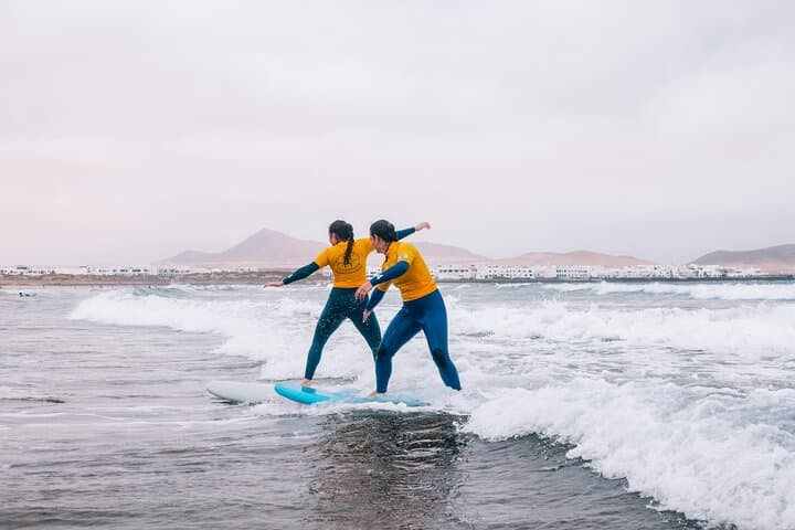2 Hours Surfing Lesson in Lanzarote