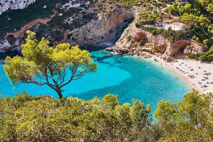 Alicante Coves. Private Tour of Jávea, Altea and Moraira