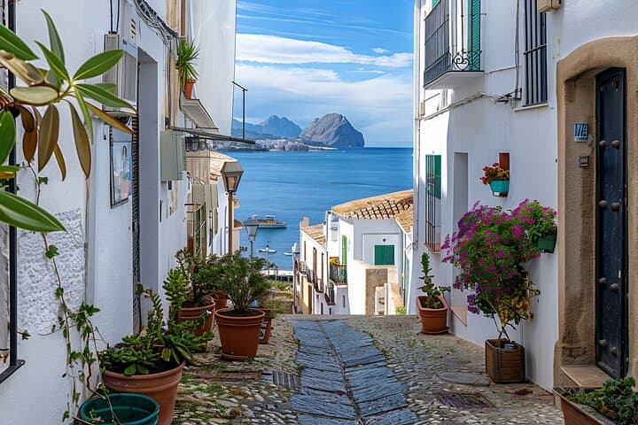Alicante Coves. Private Tour of Jávea, Altea and Moraira