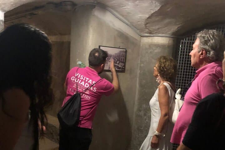 Shelters of Almería - Guided tours with Cláritas Turismo