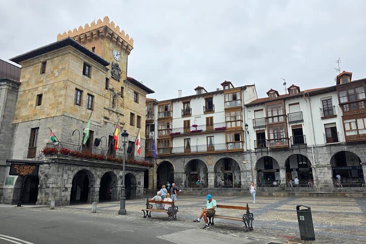 Private Tour of Castro Urdiales with Face-to-Face Guide