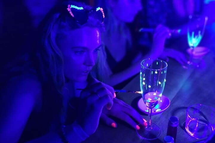 Barcelona Cocktail Class Workshop, Shake Cook & Paint 3 Cocktails