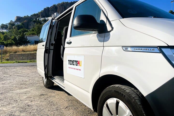 Private transfer from Seville to Lisbon