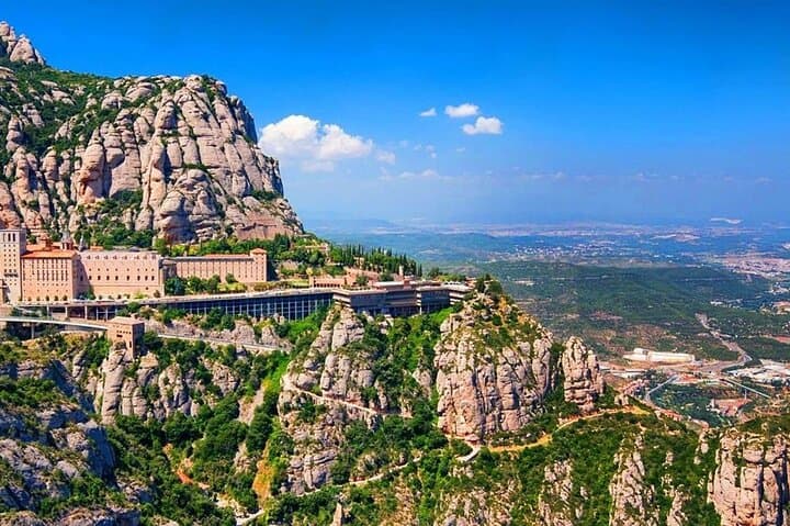 Montserrat Day Trip from Barcelona with Cogwheel Train + Ebook