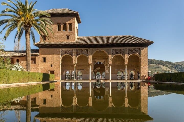 Cordoba Old Town Private Walking Tour With A Guide