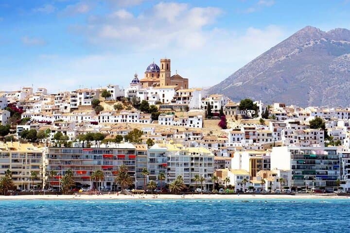 Guadalest, Altea & Algar Waterfalls Day Trip from Calpe