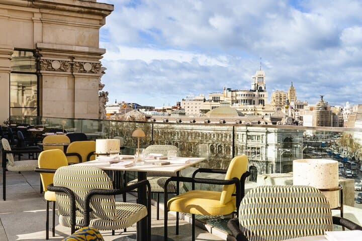 Prado Museum Visit & Rooftop Drinks Private Tour