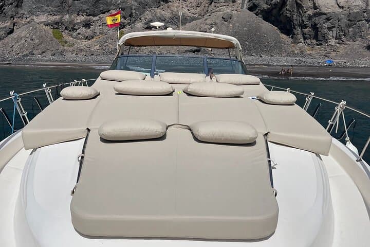 Shared Yacht Tour with Drinks Lunch and Snorkeling