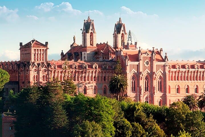 Santander: The Caprice of Gaudí, Santillana and Redwood Forest