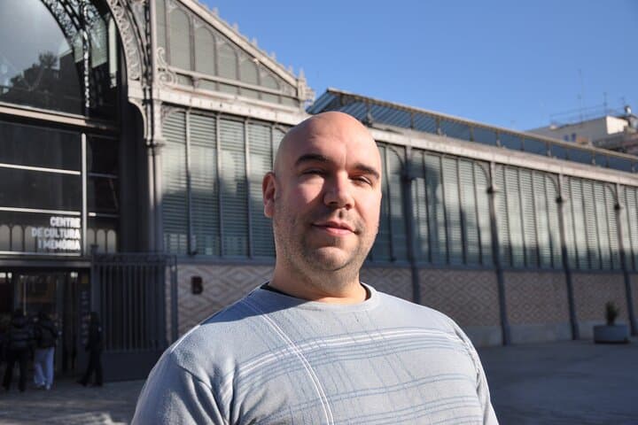 Walking Tour of Monuments and Hidden Gems of Barcelona