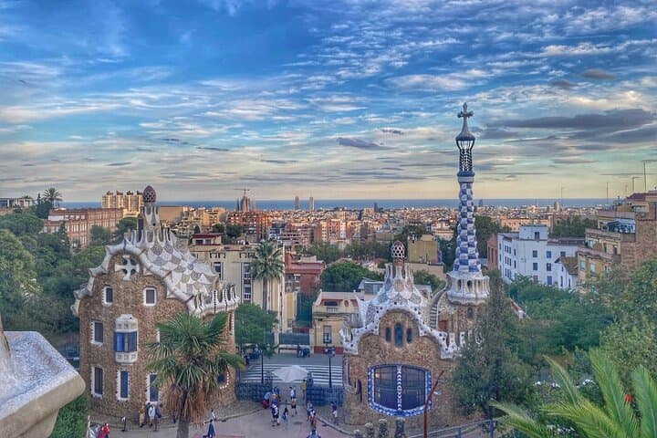 Park Guell Skip the Line Tour in Barcelona