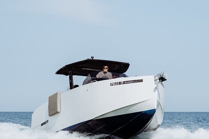 Private Motor Boat Experience in Barcelona