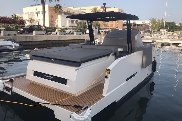 Private Motor Boat Experience in Barcelona