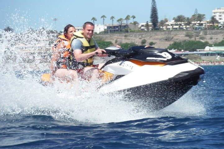 Playa Ingles : Rent e-Scooter 3 Hour + Option Combo Rent Jet Ski