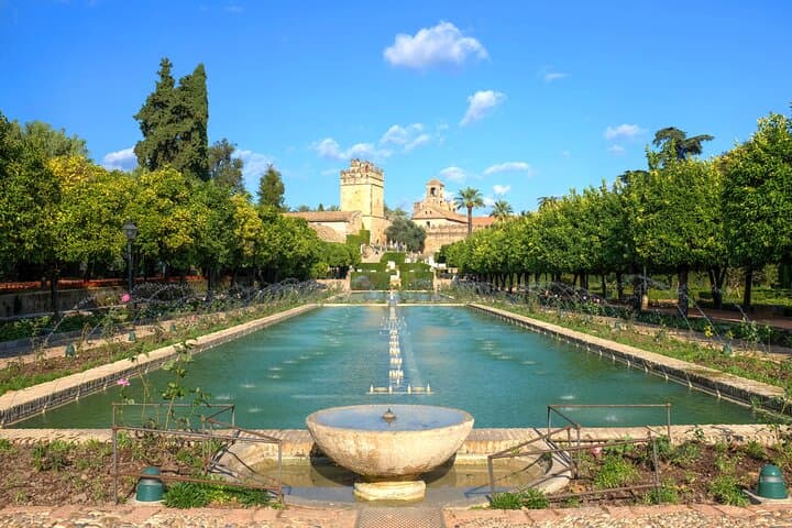 Córdoba: Alcazar Skip the Line Guided Tour