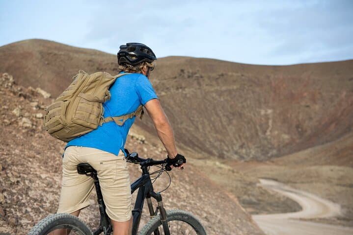 Volcanic Discovery PREMIUM eBike Tour: 35 km