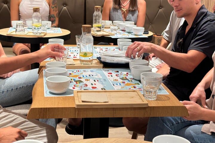 Coffee Tasting with a Professional in Valencia City Center
