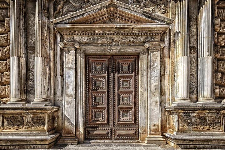 Guided Tour Environments of the Alhambra of Granada