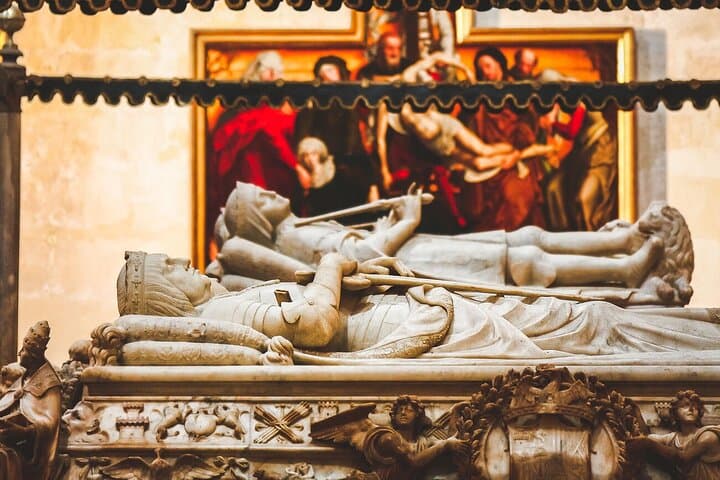 Private visit to Granada Center and Royal Chapel