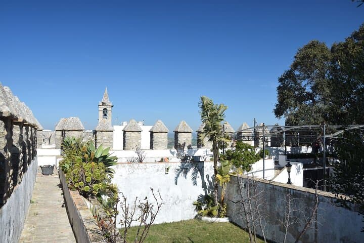 Vejer de la Frontera: The White Pearl of Andalusia Audio Guide