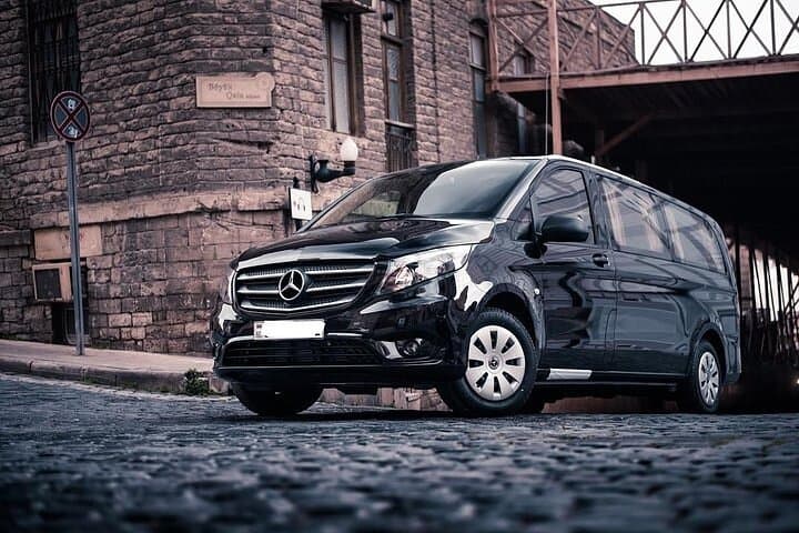Arrival Transfer Palma de Mallorca Airport PMI to Palma Downtown