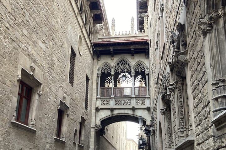 Barcelona Self-Guided Tour for Kids and Families in English